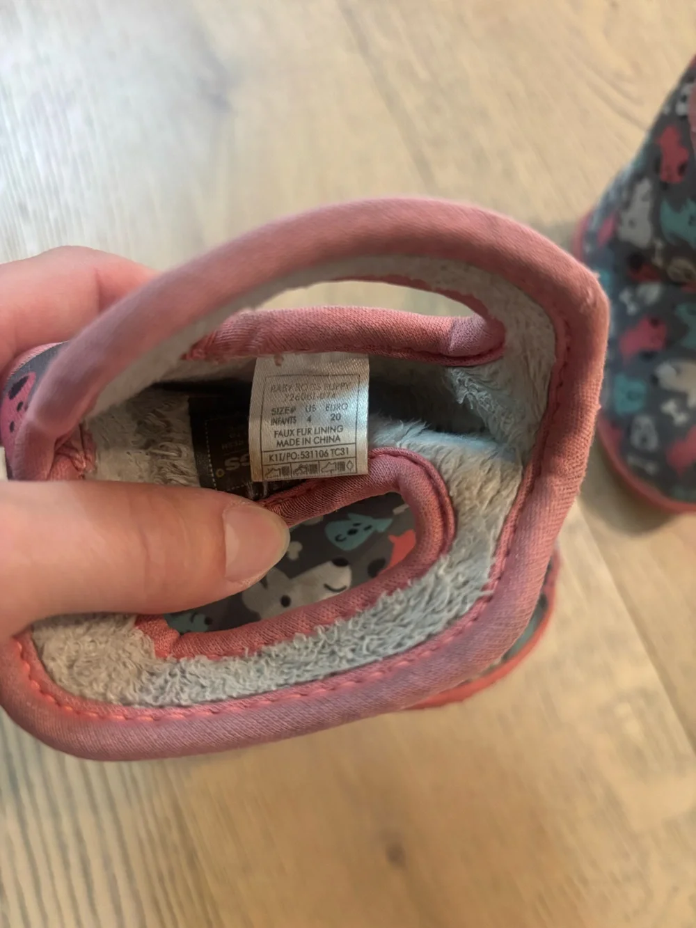 Baby Bog Boots with Dog Pattern - size 4c